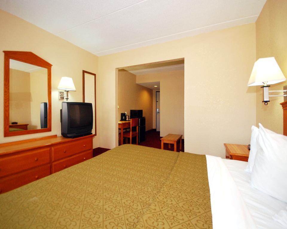Quality Inn Selma - Smithfield Exterior photo
