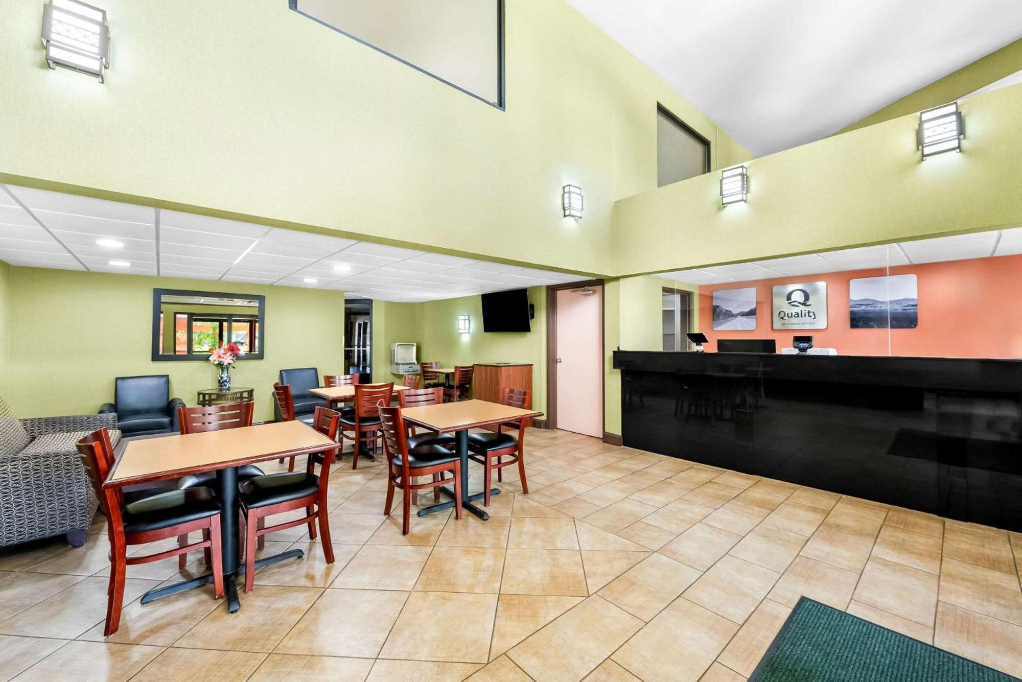 Quality Inn Selma - Smithfield Exterior photo